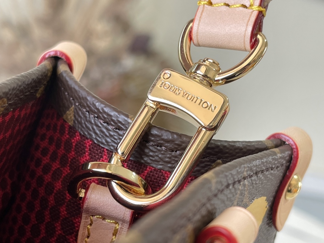 Louis Vuitton YK Onthego PM M463801:1High-quality replica