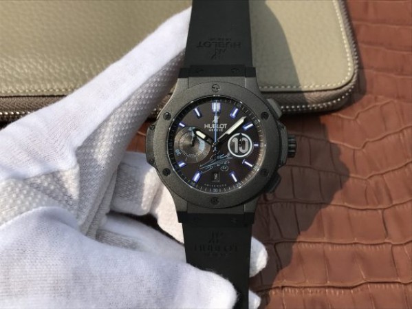 Replica Hublot Big Bang Full Ceramic Maradona Limited Edition Black Gummy Strap A7750 - Top club