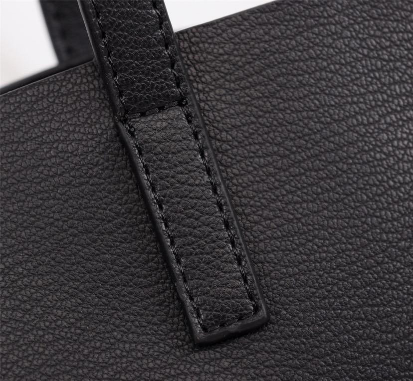 TO – Luxury Edition Bags SLY 1291:1High-quality replica