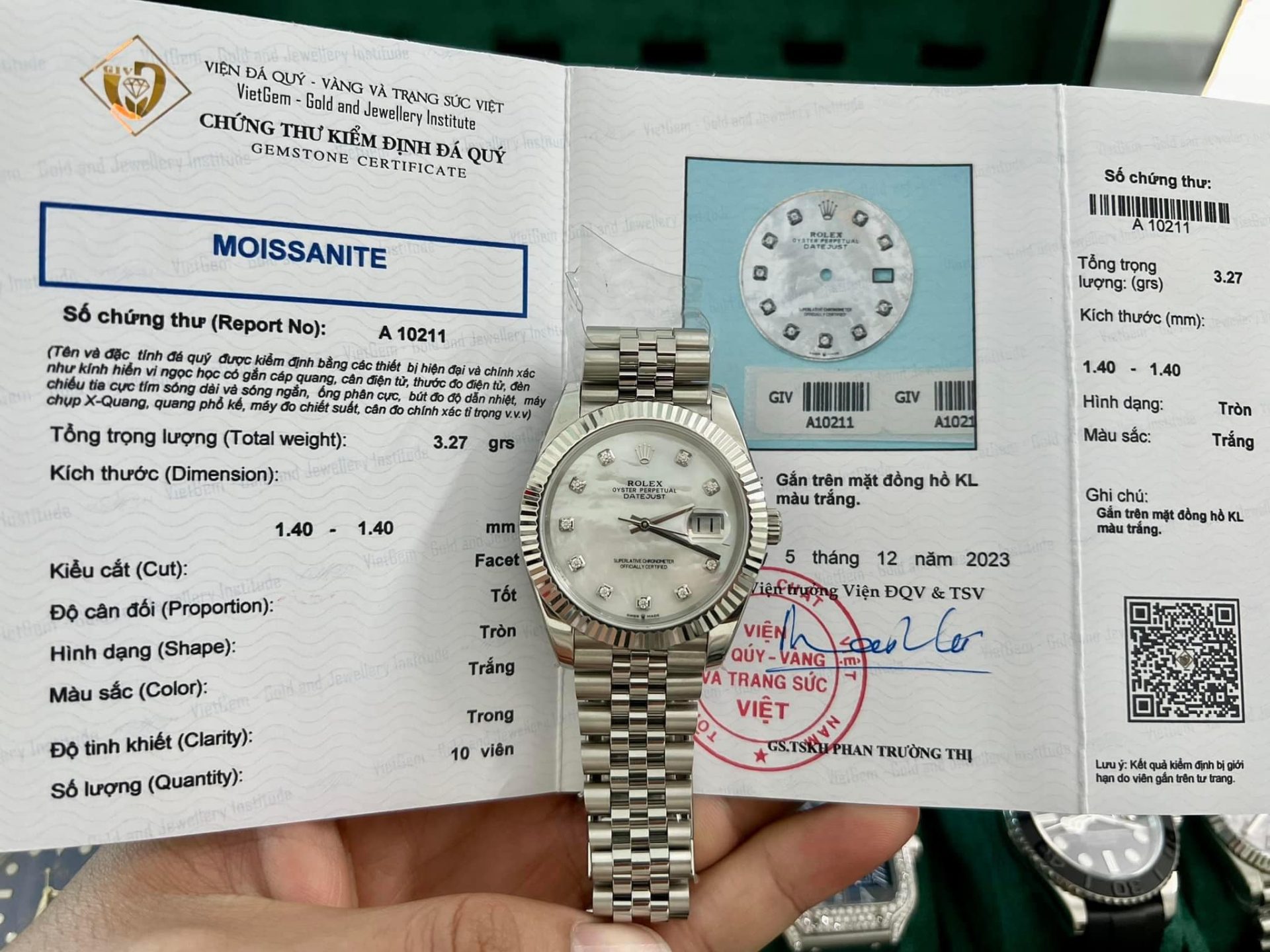 Rolex Rep 11 Watch DateJust Natural Mother of Pearl Dial With Moissanite Diamond Clean Factory 41mm - Elite Watch Atelier