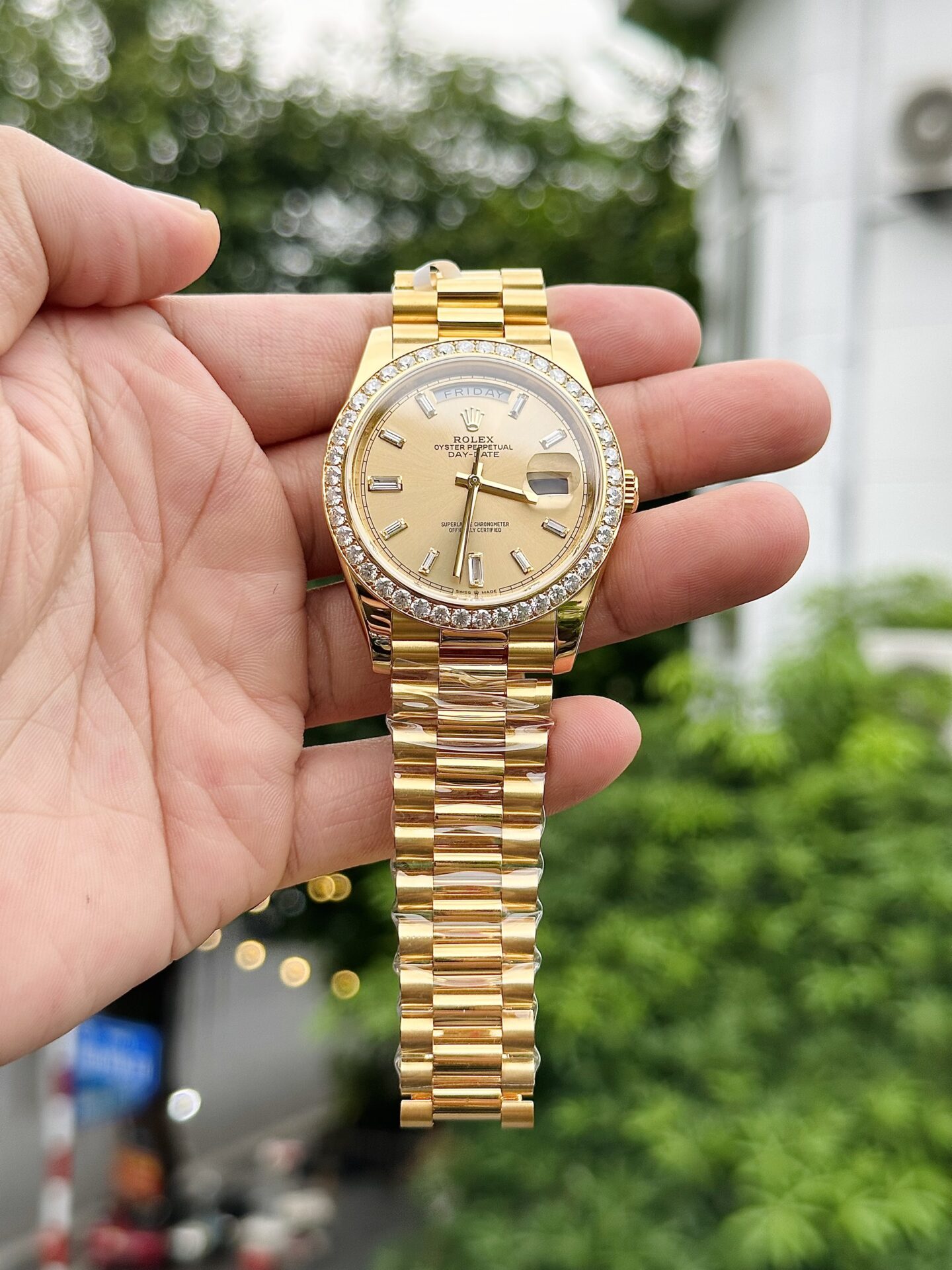 Rolex Replica 11 Watch Day-Date Gold Wrapped Moissanite Diamonds GM Factory 40mm - Elite Watch Atelier