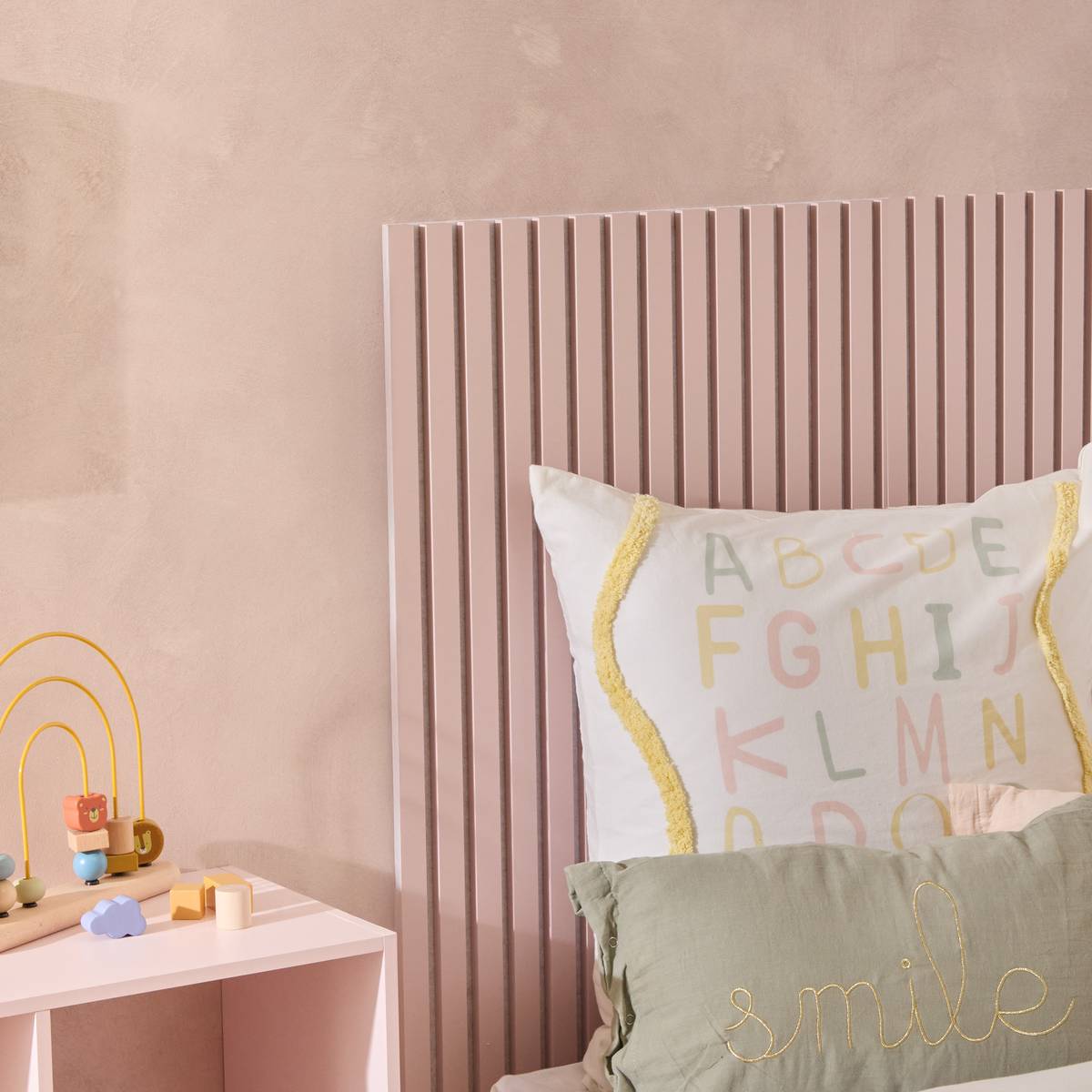 Decorative children's panel "Colva" Light pink, 120x60.5 cm