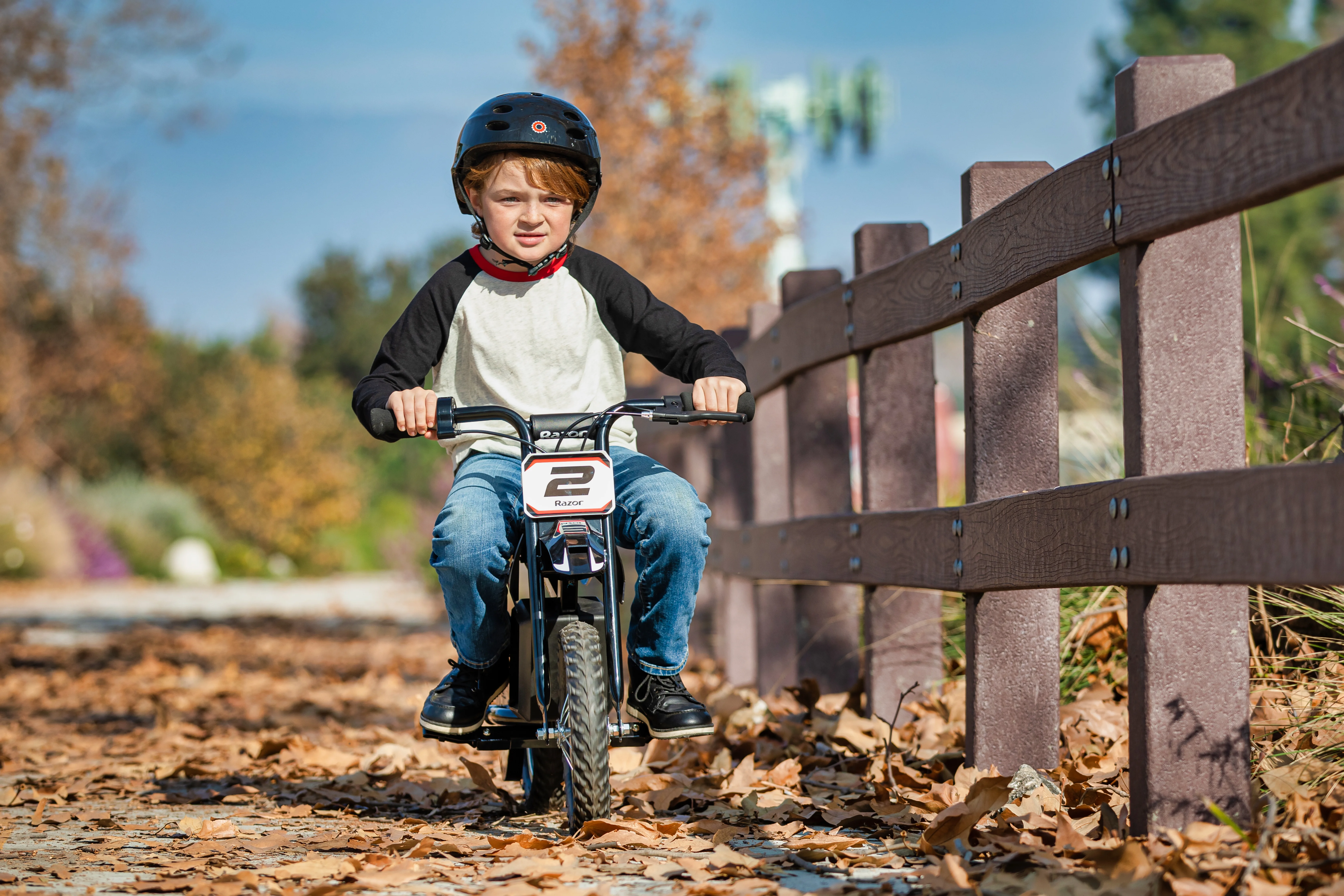 Razor Dirt Rocket MX125 Electric-Powered Dirt Bike - Black with Decal Included, for Child 5+ - Image 26