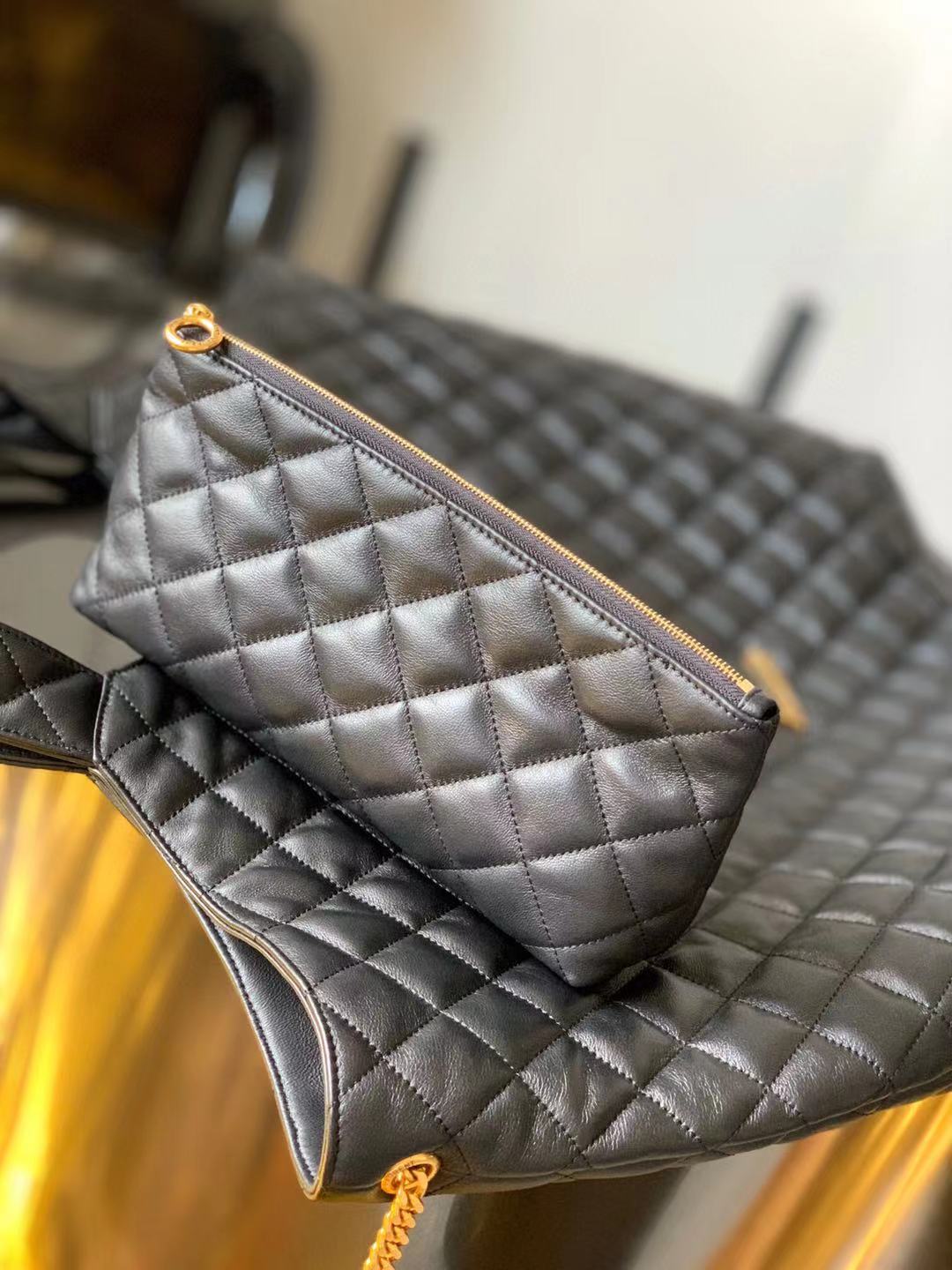 ICARE MAXI SHOPPING BAG IN QUILTED LAMBSKIN1:1High-quality replica
