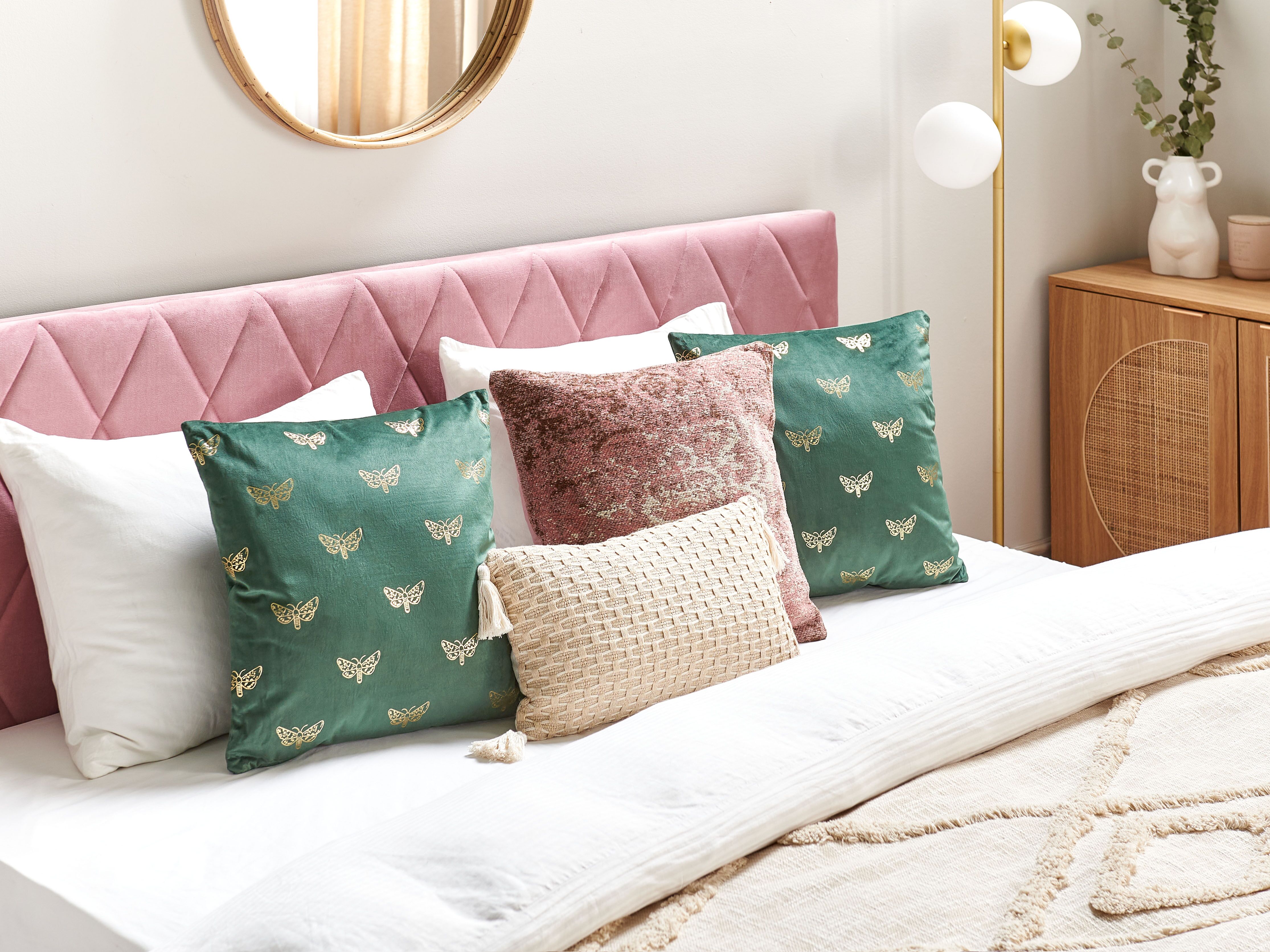 Set of 2 Decorative Cushions YUZURI Velvet 45 x 45 cm Emerald Green Animal Pattern