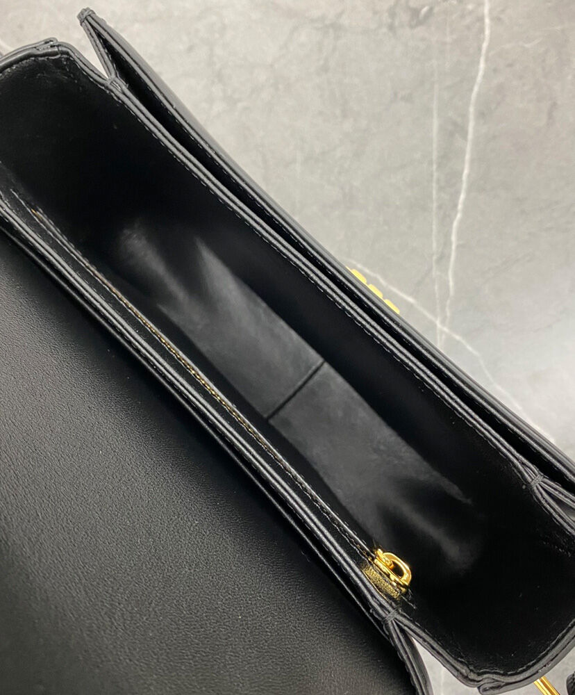 Celine Teen Triomphe Bag In Shiny Calfskin Black1:1High-quality replica
