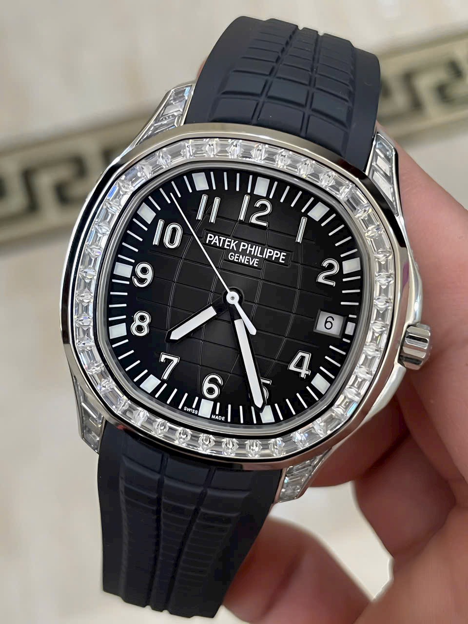 Patek Philippe Replica Watch Aquanaut 5167G Rubber Strap GR Factory 40mm - Elite Watch Atelier
