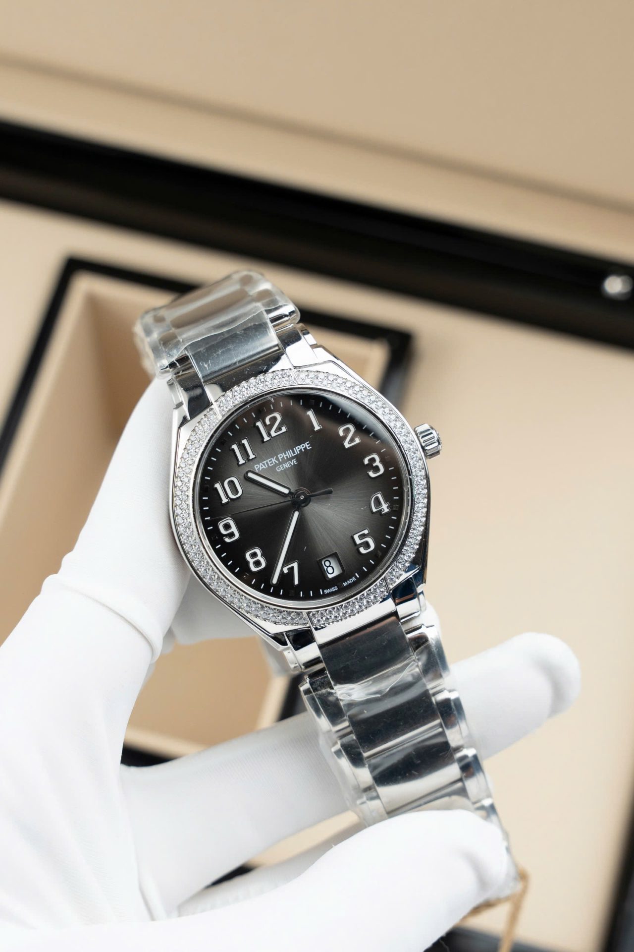 Patek Philippe Replica Watches Twenty 4 7300 Gray Dial Metal Wire 36mm - Top club