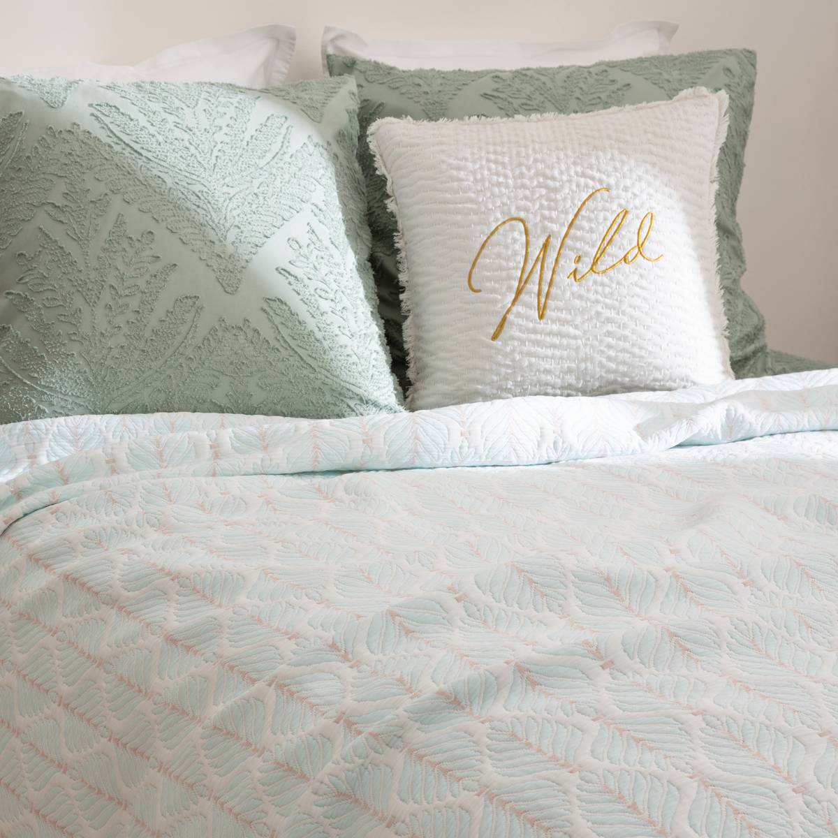 Embroidered cushion "Wild" White, 45x45 cm