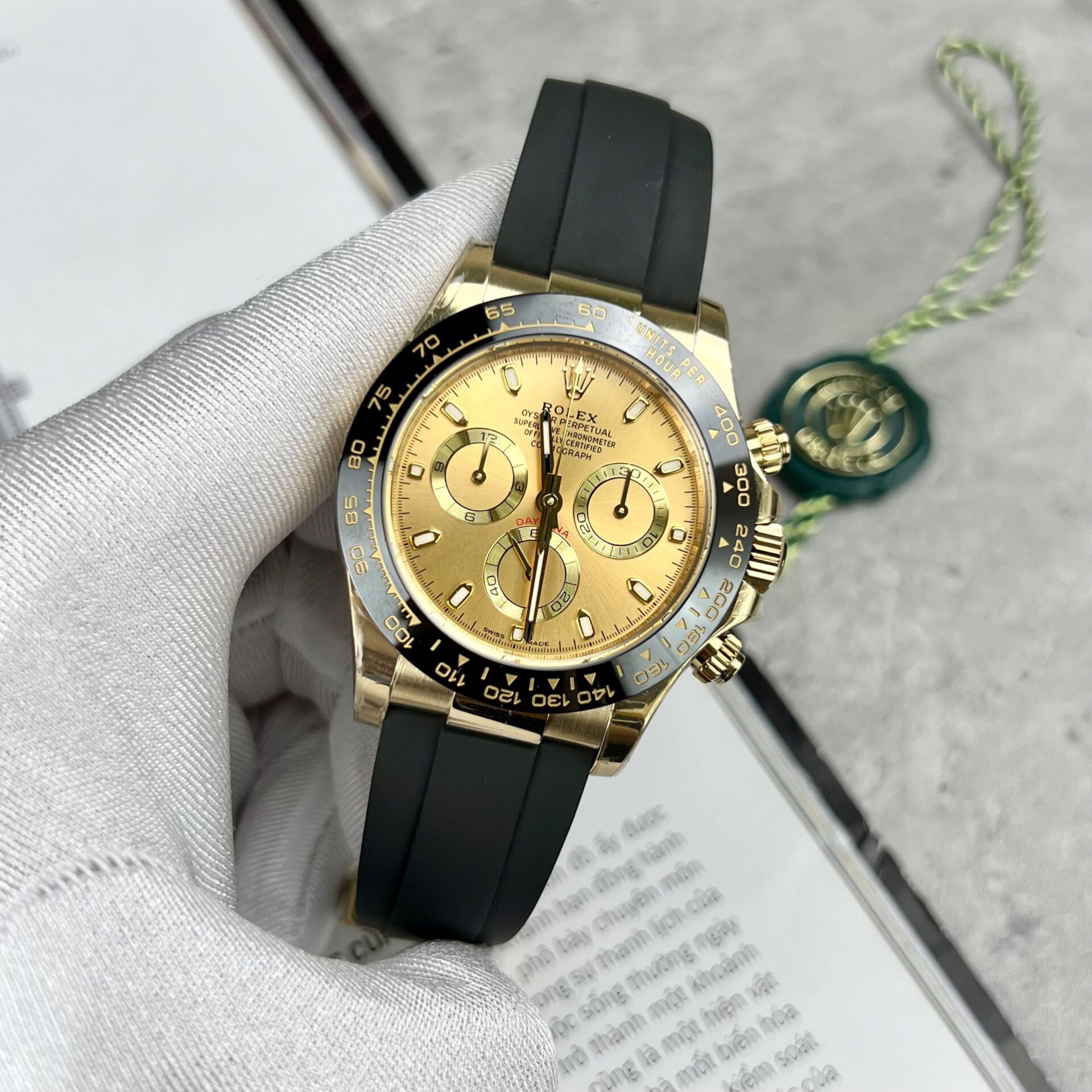 Rolex Daytona 116518LN Replica 1:1 Watch Yellow Gold Dial BT Factory 40mm - Elite Watch Atelier