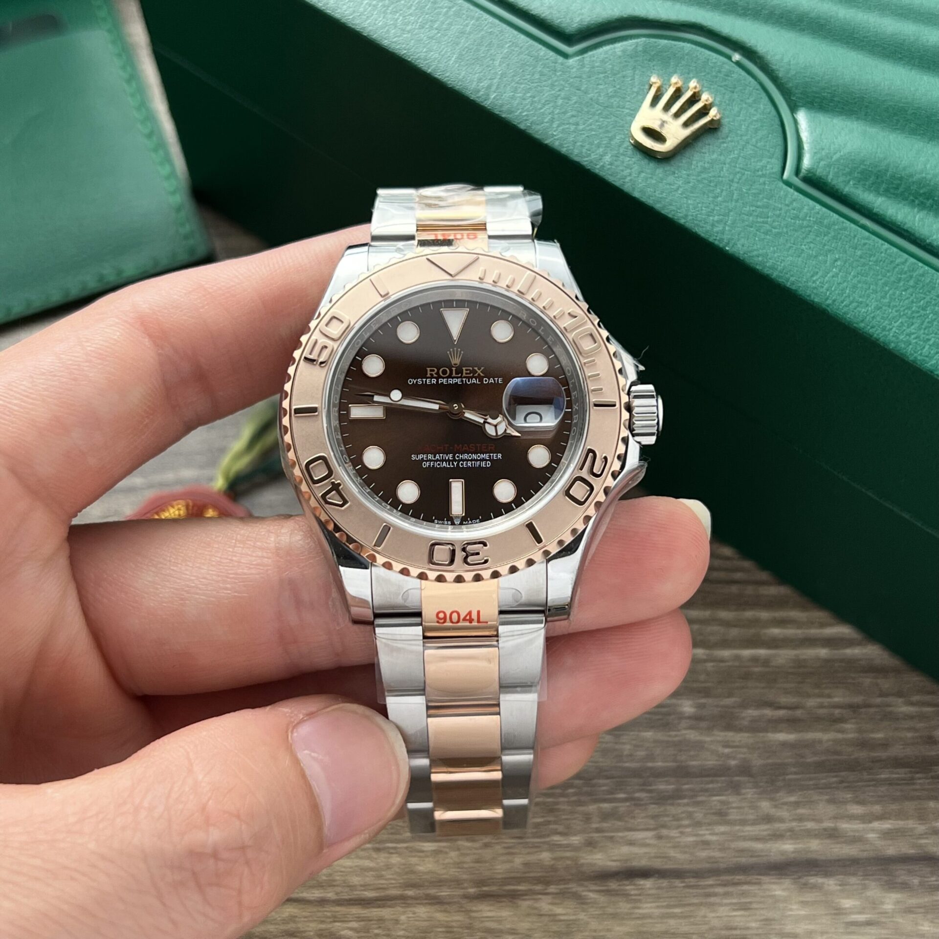 Rolex Fake Watch Yacht-Master Dial Chocolate EW Factory 40mm - Elite Watch Atelier