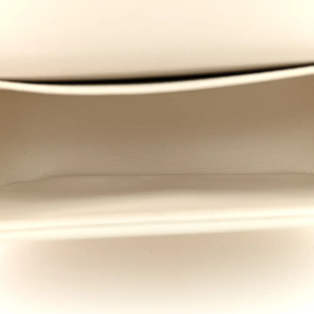 Superfake Handbags: Celine Mini Triomphe in White Calfskin Review1:1High-quality replica