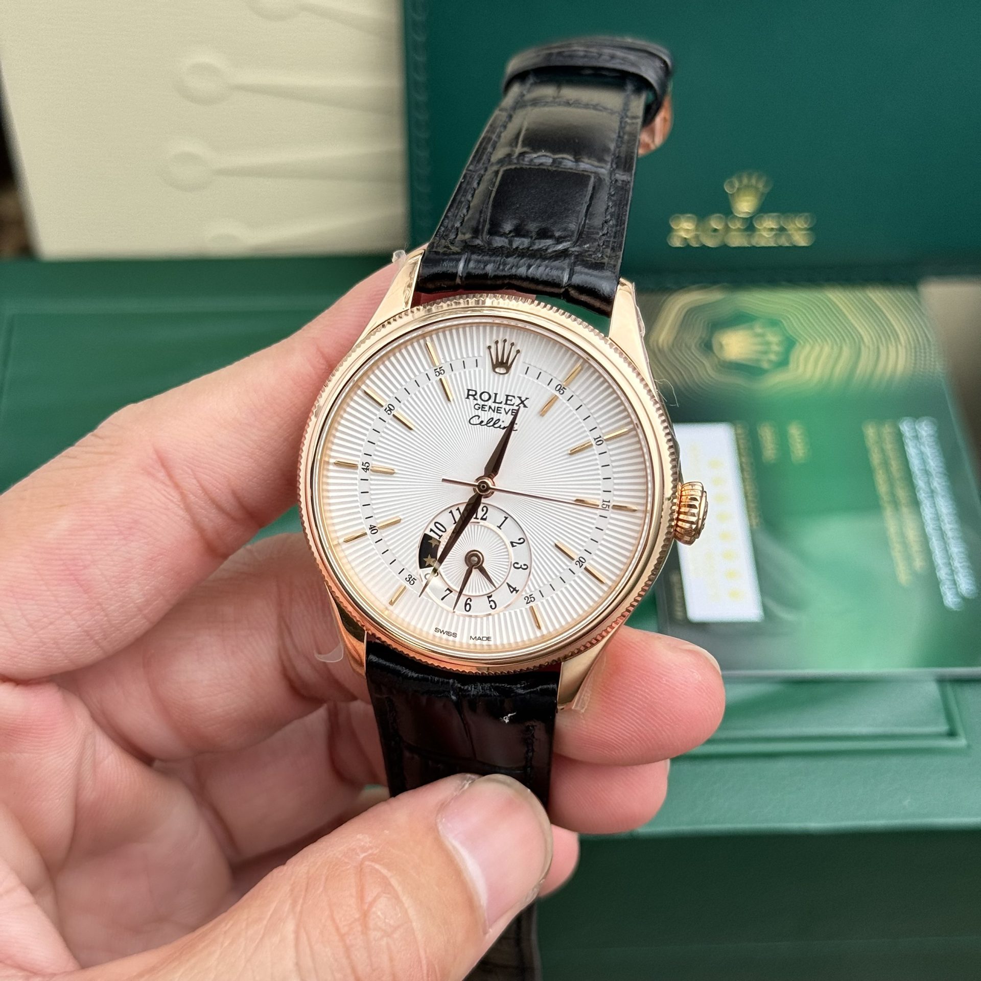 Rolex Replica 1:1 Watch Cellini 50525 White Face Black Leather Strap 39mm - Top club