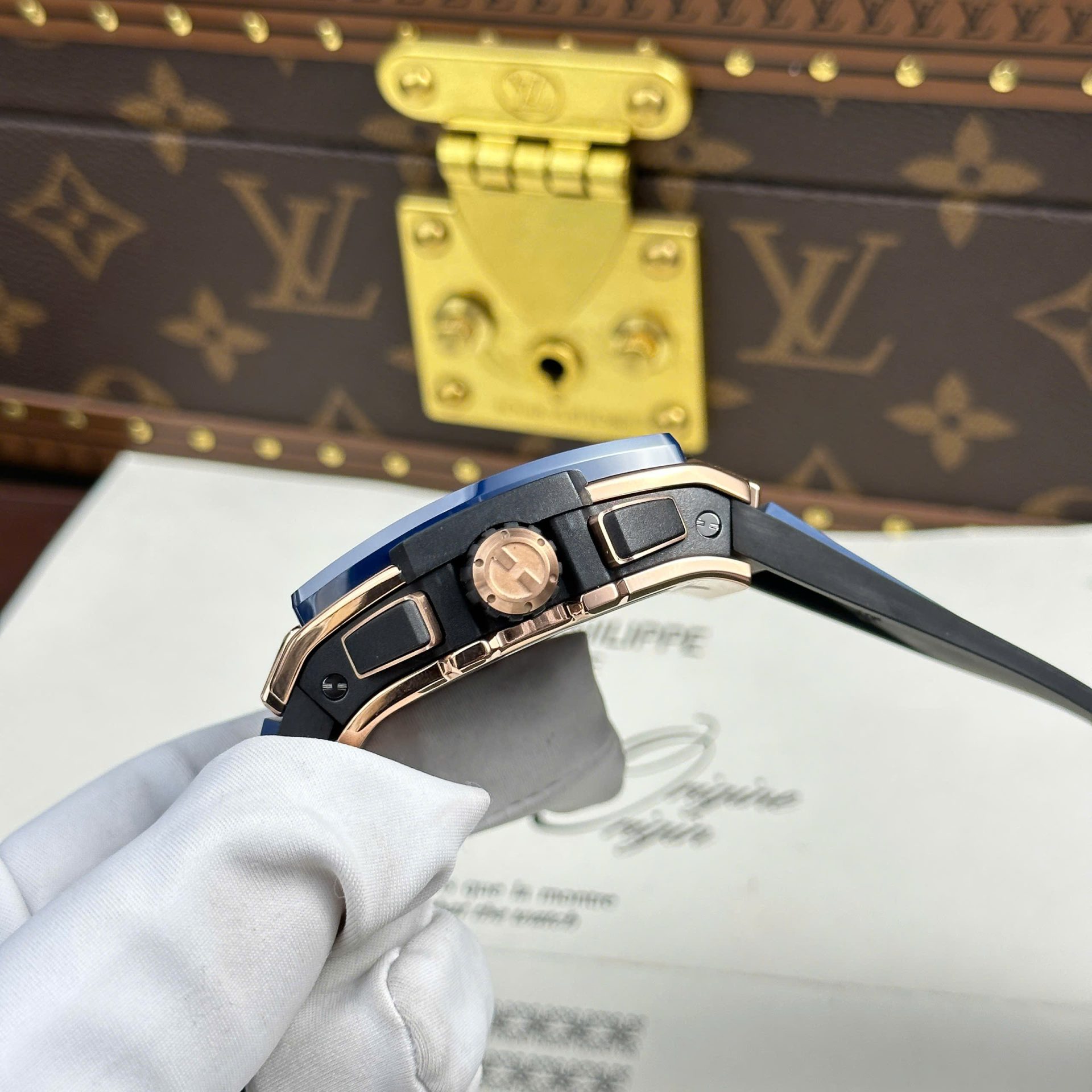 Hublot Spirit Of Big Bang King Gold Replica Watch Bezel Blue BBF Factory 42mm - Top club