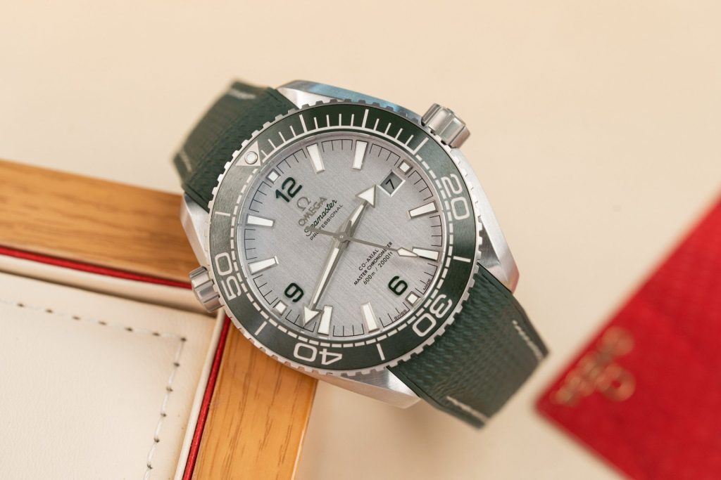 Omega Replica Watches Planet Ocean 600M Dial Gray VS Factory 43.5mm - Top club