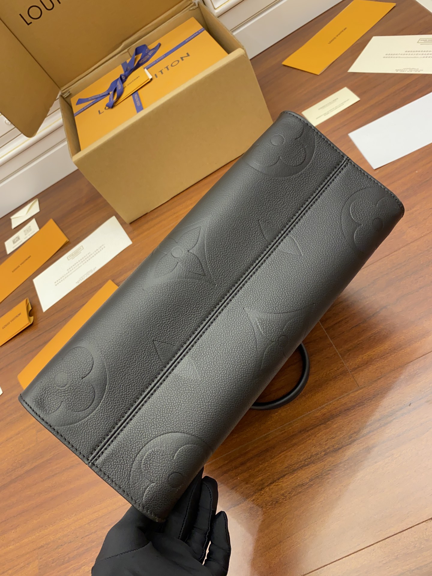 Louis Vuitton Onthego MM M455951:1High-quality replica