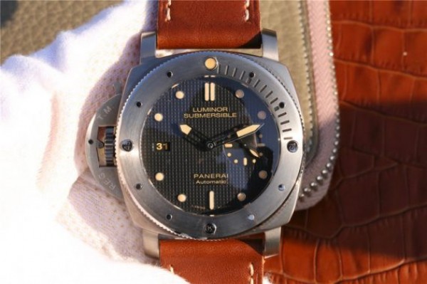 Replica Panerai PAM569 Titanium XF Brown Thick Leather Strap P9000 - Top club