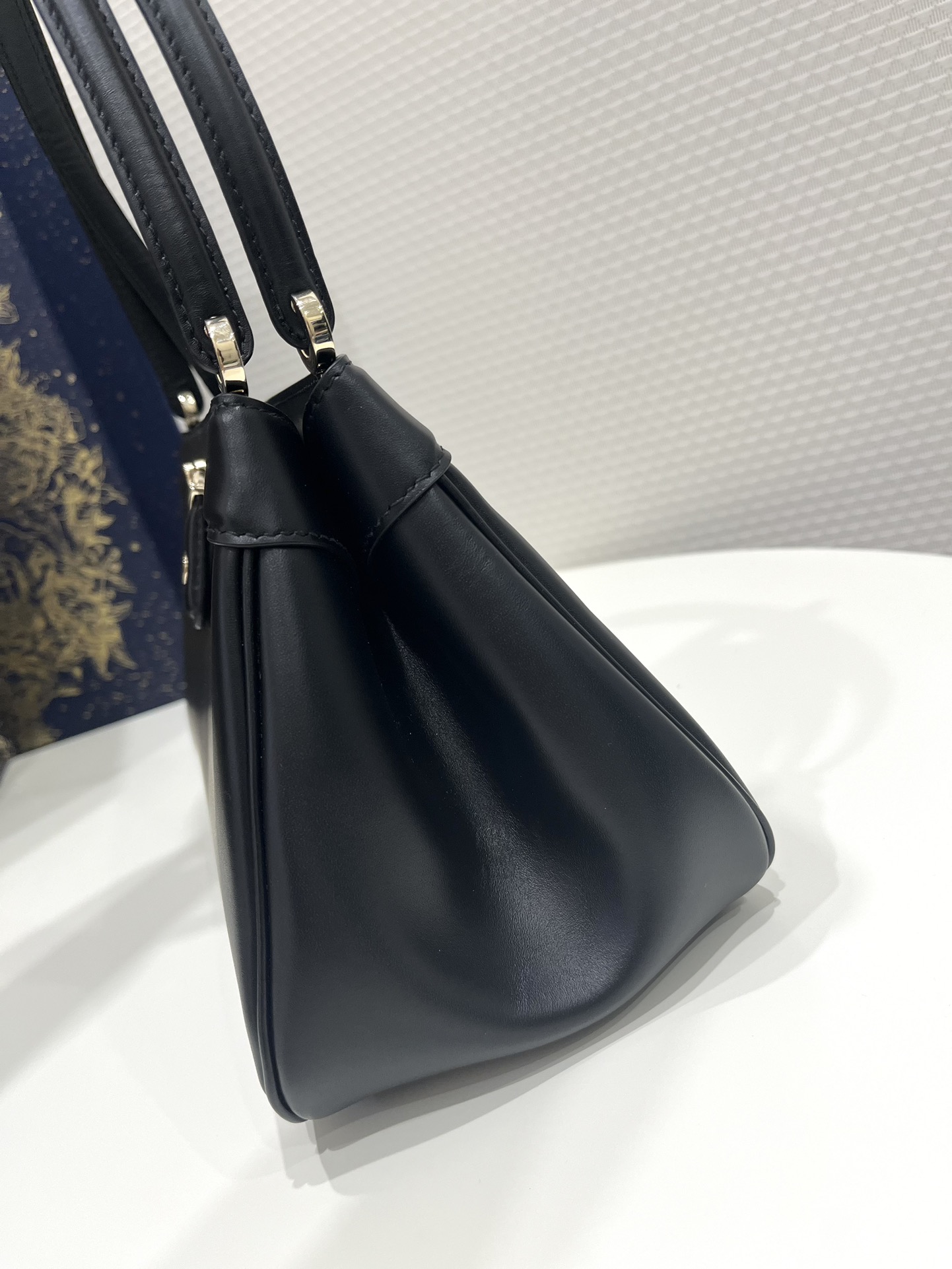 Medium Dior Key Bag Black For Women 12in/30 cm M1843OBEQ_M9001:1High-quality replica
