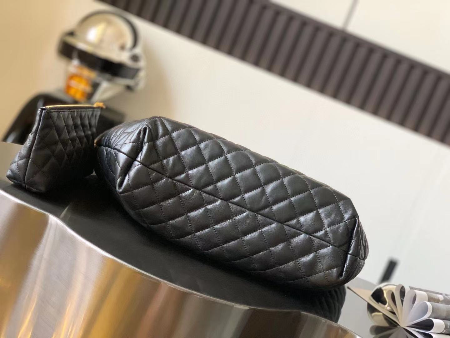 ICARE MAXI SHOPPING BAG IN QUILTED LAMBSKIN1:1High-quality replica