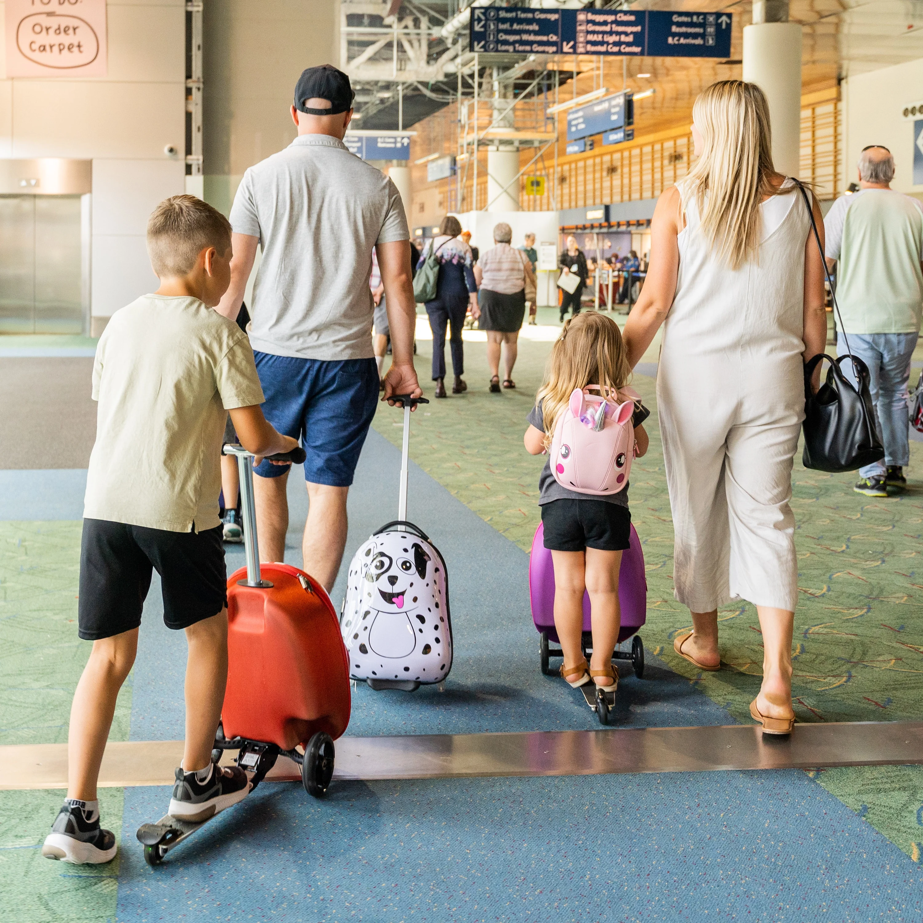Kiddietotes Kid's Hard Shell Scooter Ride On Suitcase, Pink - Image 14