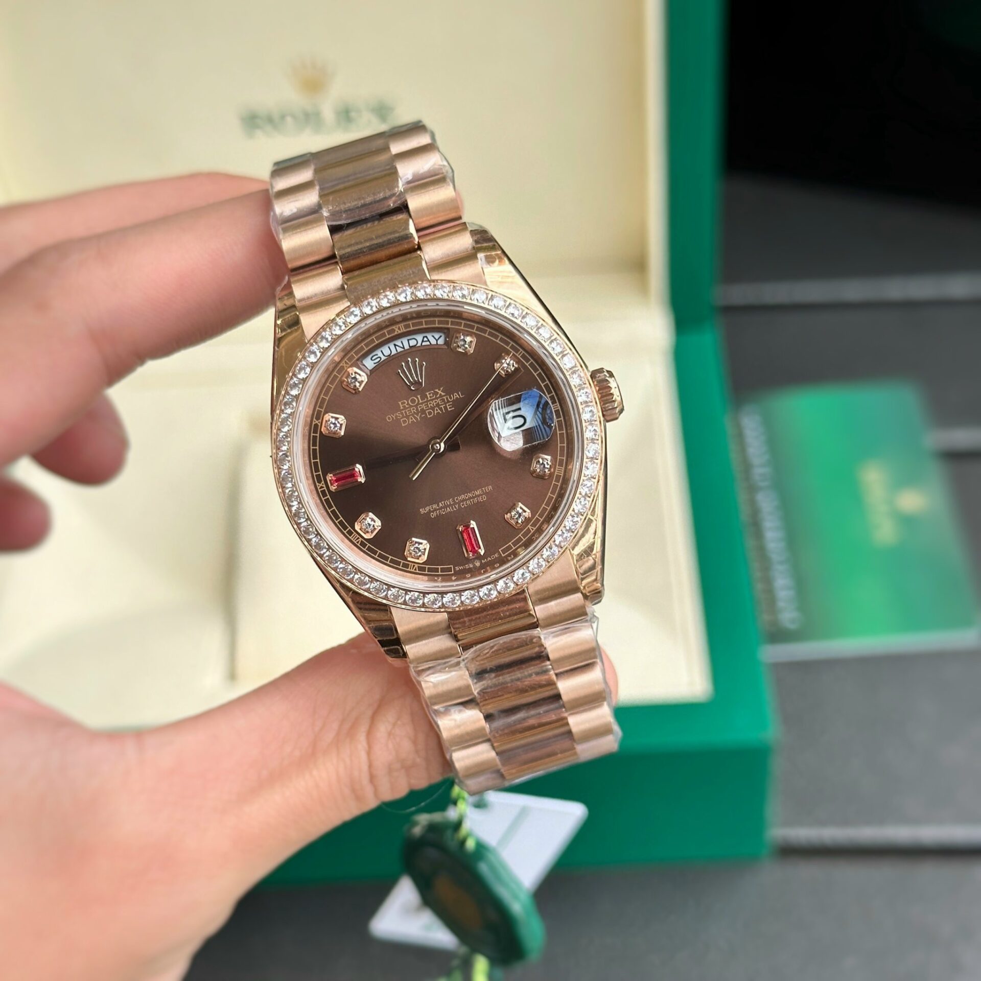 Rolex Fake Watch Day-Date Dial Chocolate President Dial EW Factory 36mm - Top club