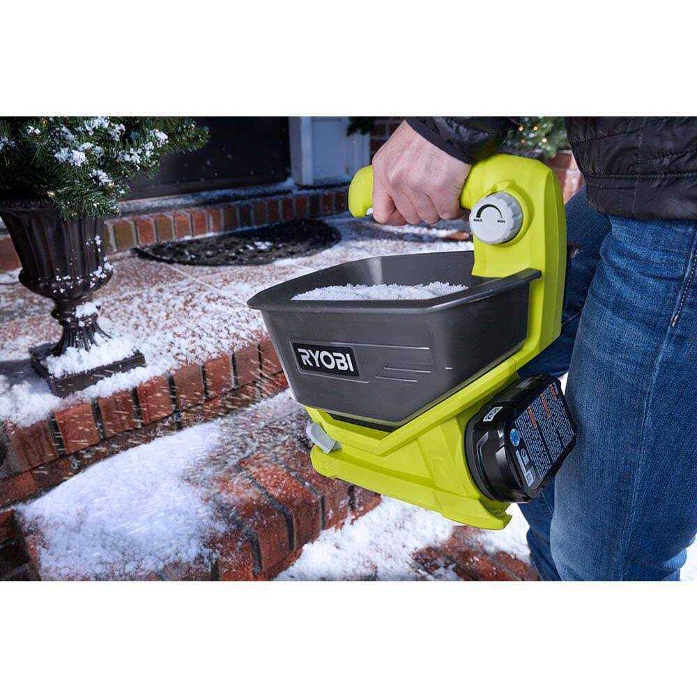 Ryobi ONE+ 18V 1 Gal. Cordless Power Spreader - Image 4 Ryobi ONE+ 18V 1 Gal. Cordless Power Spreader - Image 4