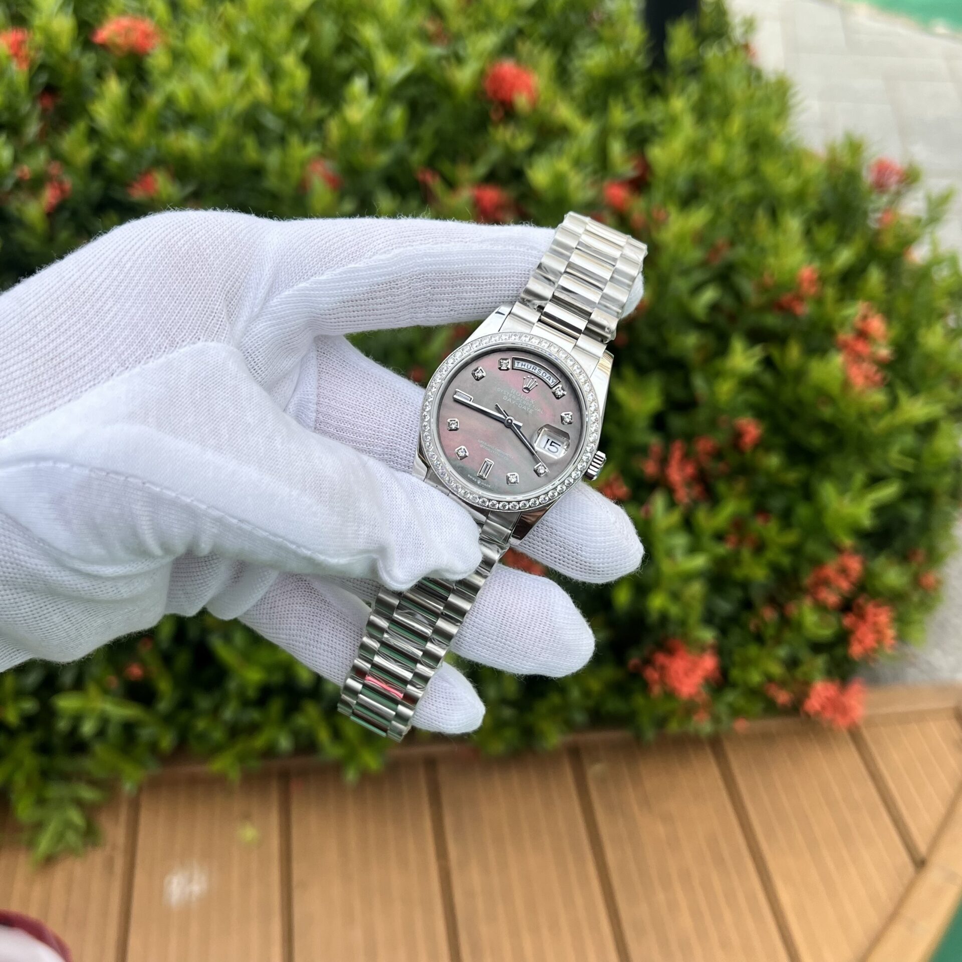 Rolex Replica 1:1 Watch Day-Date Purple Mother of Pearl Dial Swiss Movement 36mm - Elite Watch Atelier