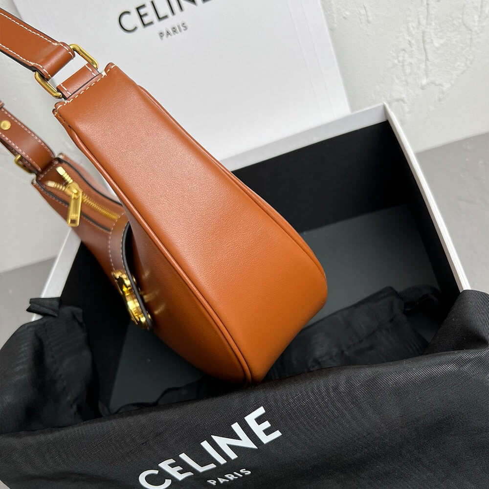 CELINE MEDIUM AVA TRIOMPHE BAG in Smooth Calfskin1:1High-quality replica