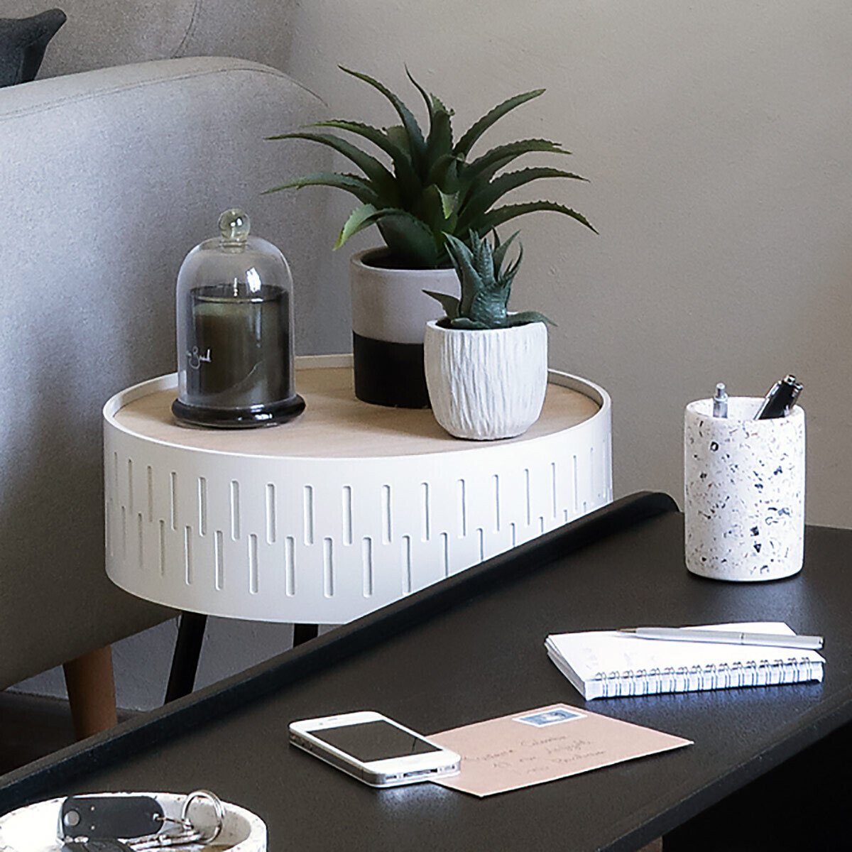 Side table "Shiro" White, D.39 cm