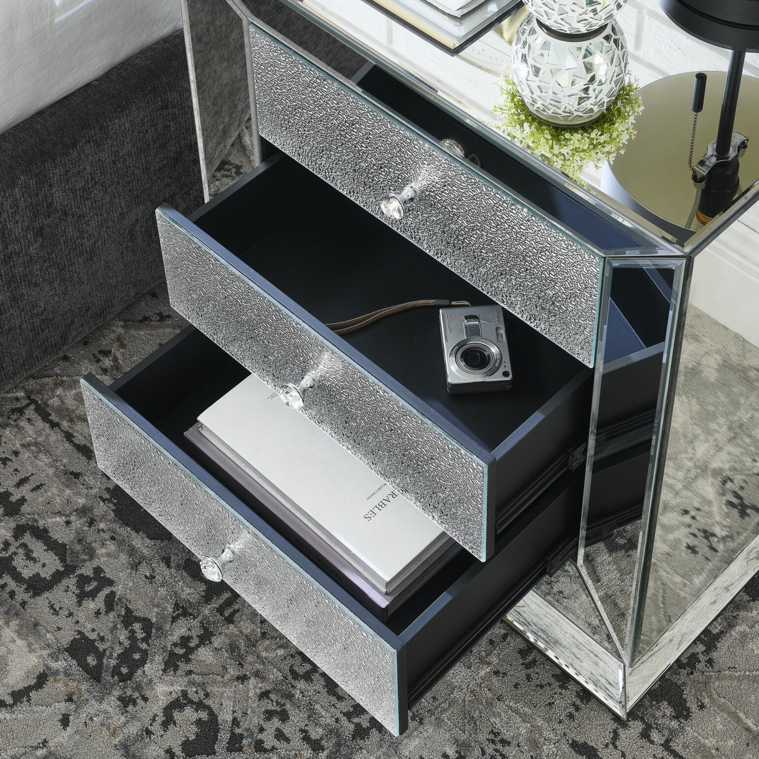 Elegant Mirrored Three-Drawer Cabinet with Diamond-Cut Glass Inlay Drawers, Space-Saving Storage Solution for Living Room, Bedroom, Entryway, Hallway or Sofa Side - Image 4