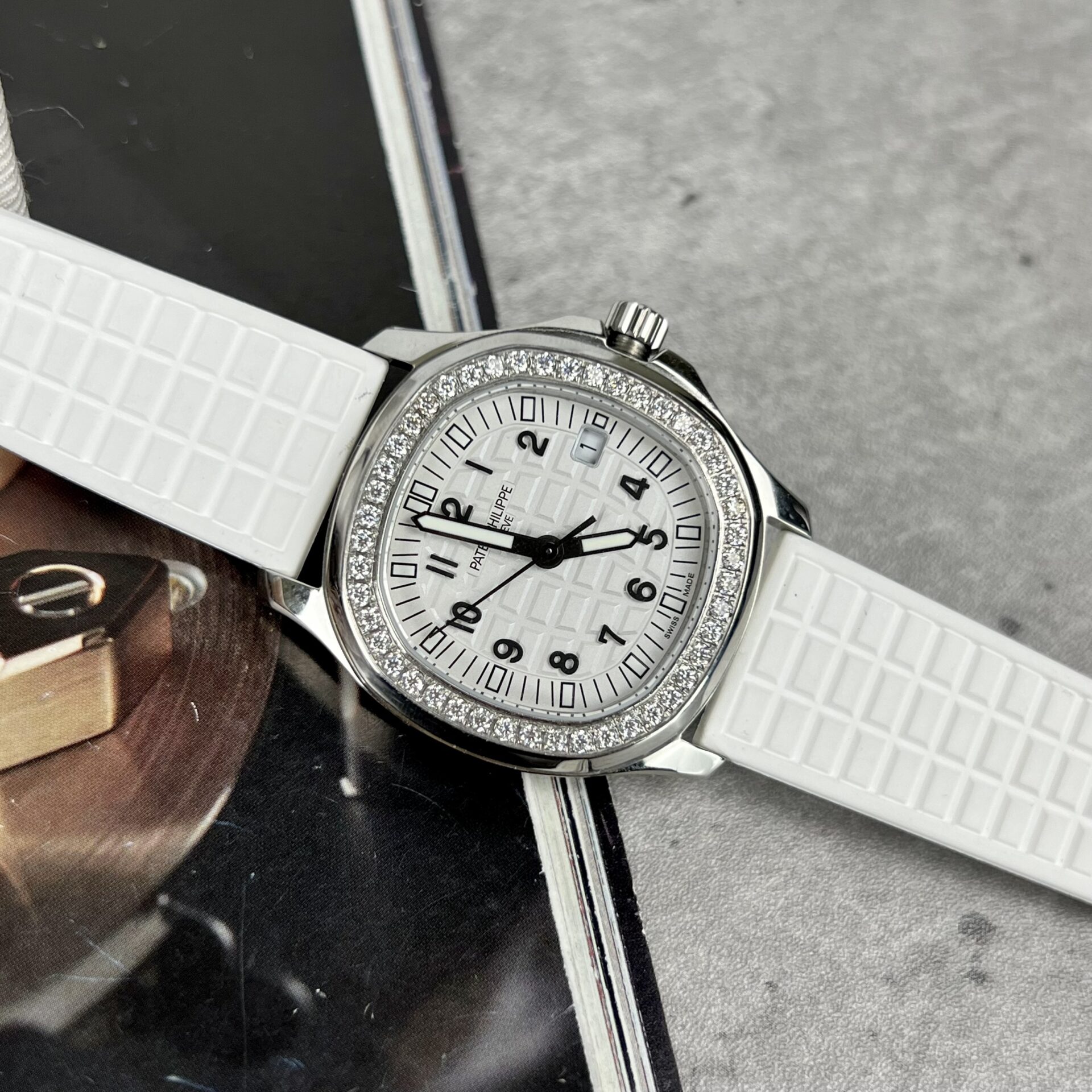 Patek Philippe Aquanaut 5067A Replica Watch With Moissanite Diamond 35.6mm - Top club