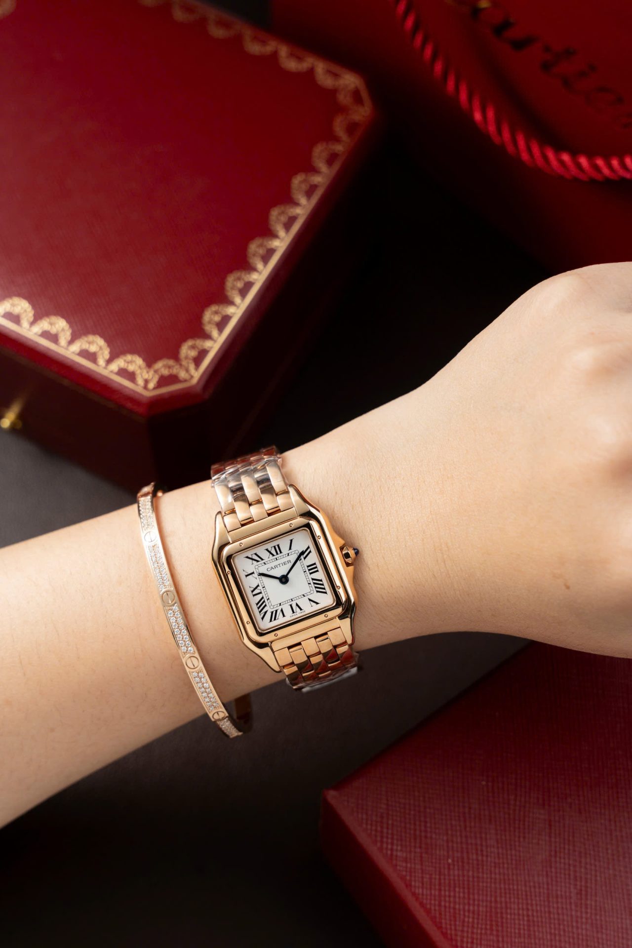 Cartier Panthere W2PN0007 White Dial Fake Watch Rose Gold 27x37mm - Top club