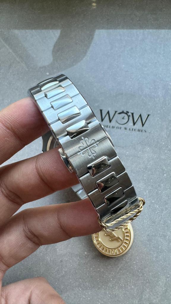 Replica PATEK PHILIPPE Nautilus 5811/1G PPF 1:1 Best Edition Grey Textured Dial on SS Bracelet Asian Cal.26-330CS - Top club