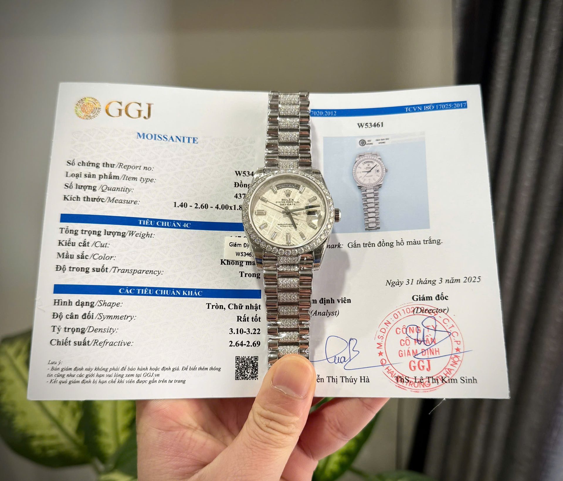 Rolex Day-Date Meteorite Dial Custom Moissanite Daimonds Copies Watches 40mm - Elite Watch Atelier