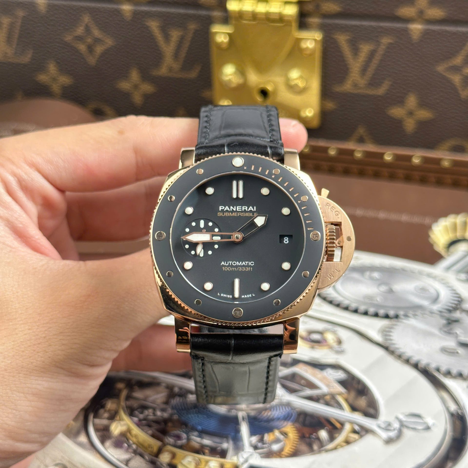 Panerai Submersible PAM974 Best Copies Watches Black Dial Automatic Movement VS Factory 42mm - Elite Watch Atelier