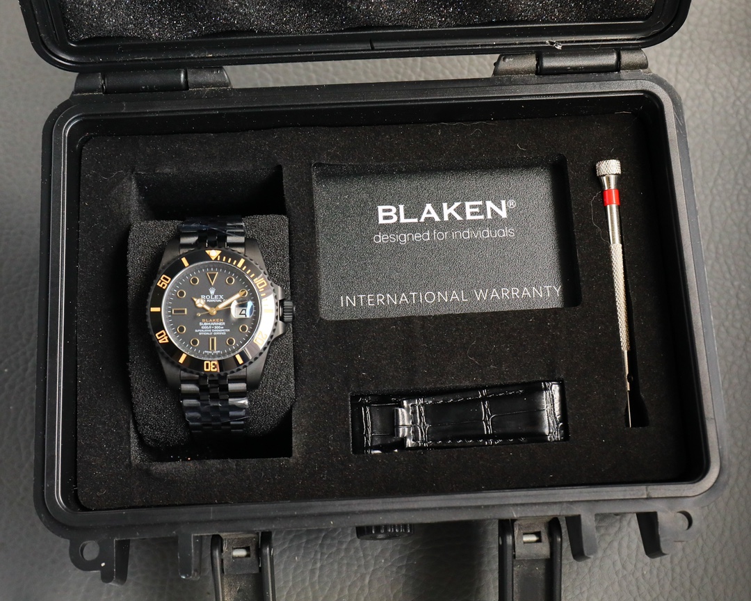 Rolex Dark Legend Submariner - DLC Blackened Finish - 40MM - Gold(1:1 replica) - Top club
