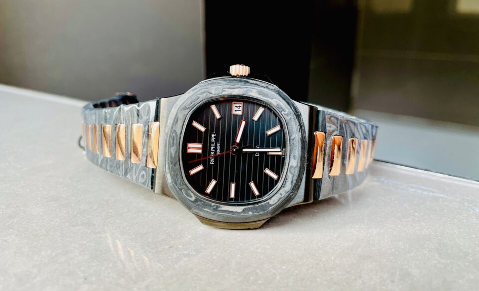 Replica PATEK PHILIPPE Nautilus 5711 DIW Carbon DIWF 1:1 Best Edition Black Textured Dial on Carbon/RG Bracelet 324CS - Top club