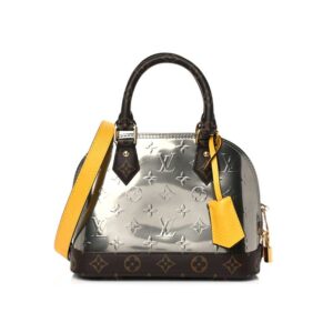  Lambskin Cassandre Chain Wallet – YB0121:1High-quality replica
