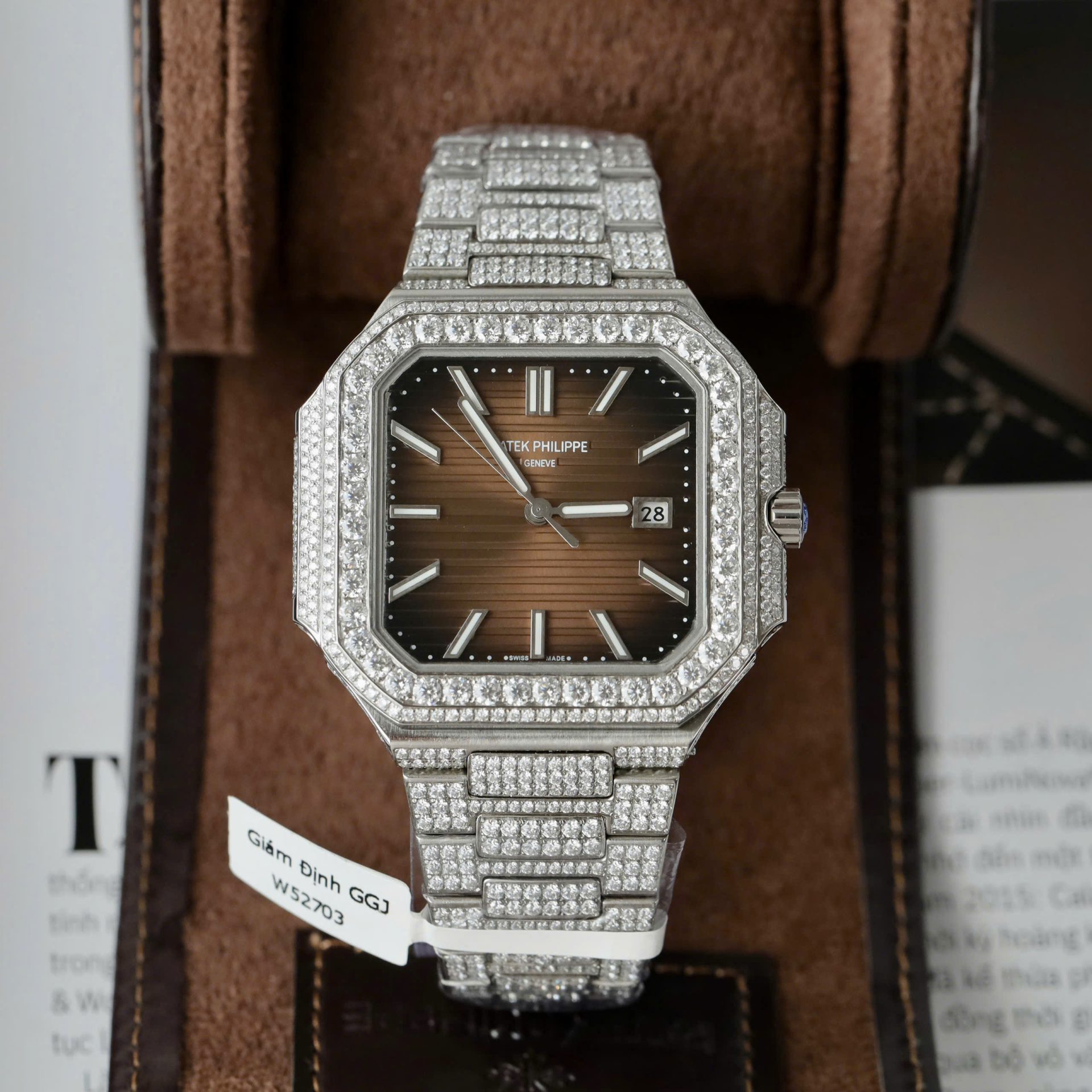 Patek Philippe Cubitus 5821 Dial Brown Replica Watch Full Diamonds Moissanite Hong Kong 45mm - Elite Watch Atelier