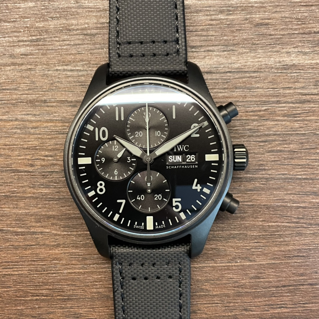 IWC Pilot's Watch Men's(1:1 replica) - Top club