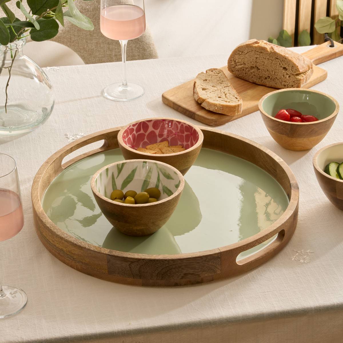 Tray "Inaya" Mango wood, D.38 cm