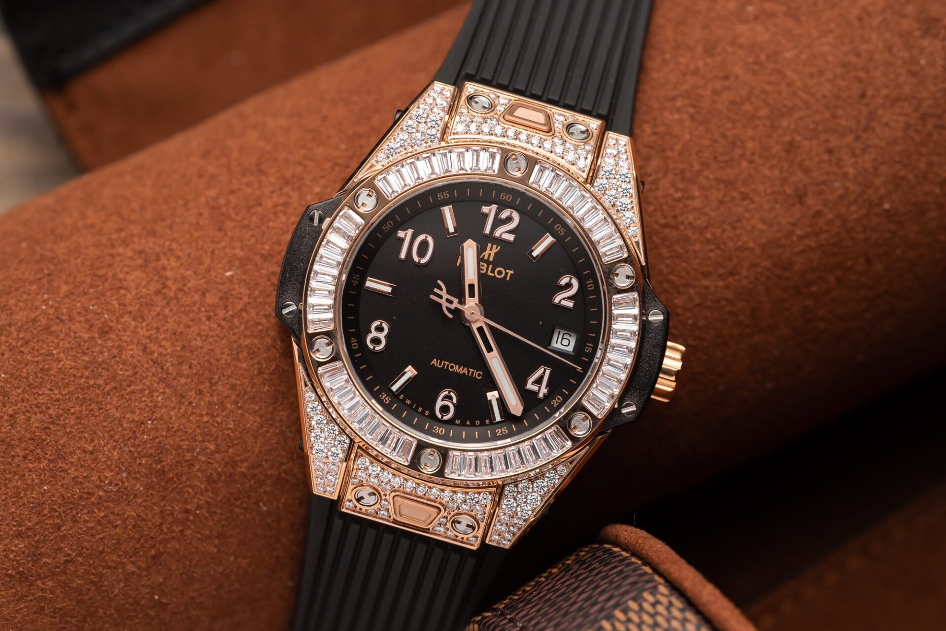 Hublot Replica Watch Big Bang One Click King Gold Black Dial 39mm - Top club