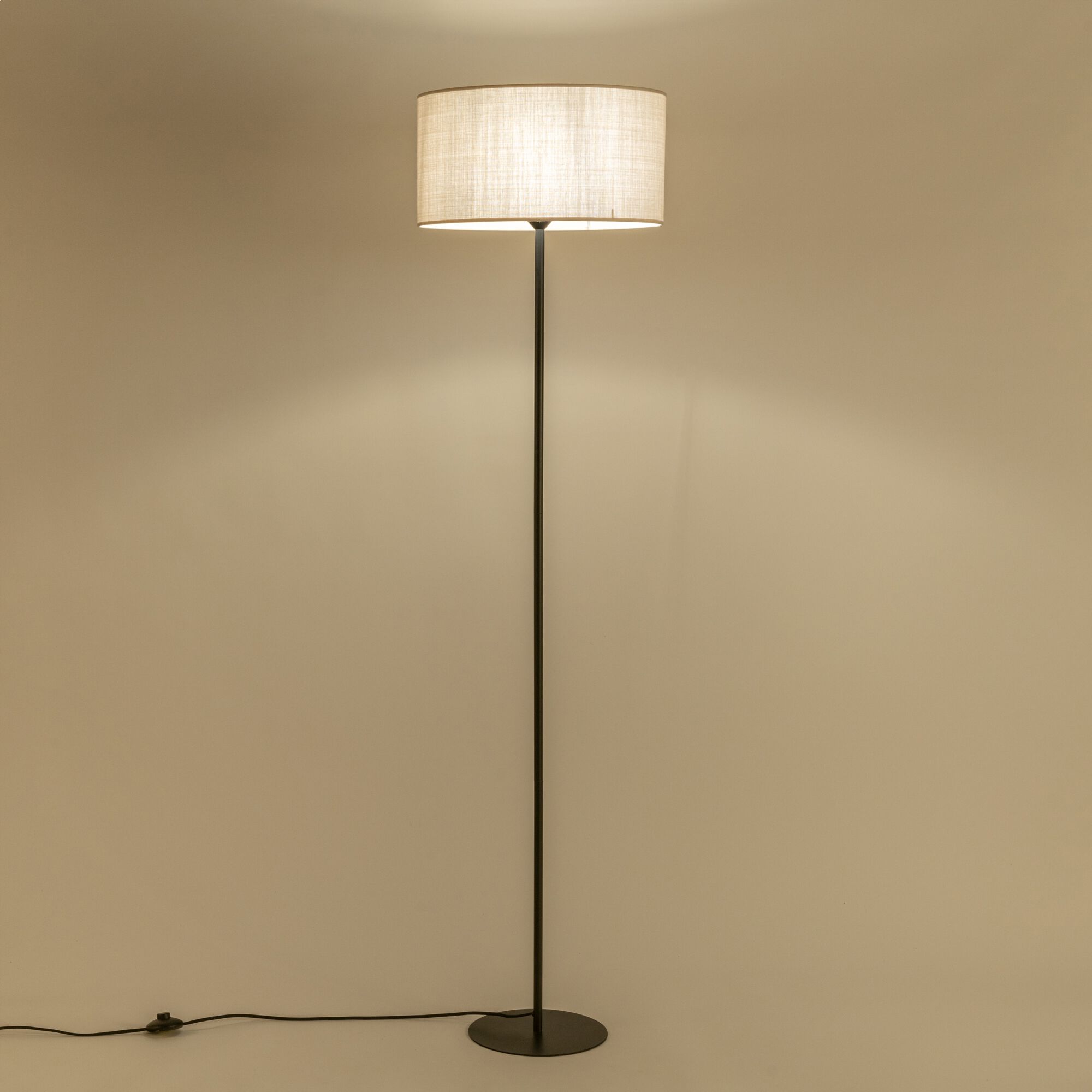 NANS - Pied de lampadaire en métal - noir H146cm
