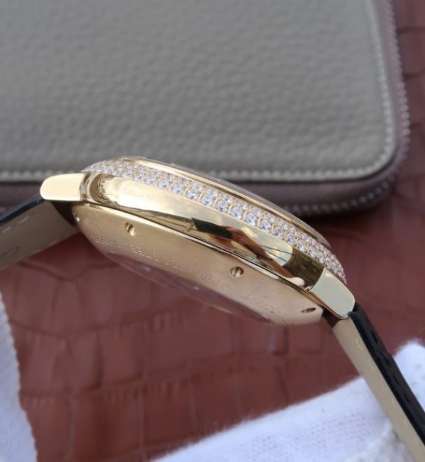 Replica Cartier Ballon Bleu De Cartier Chrono YG White Dial Diamonds Bezel A8101 - Top club