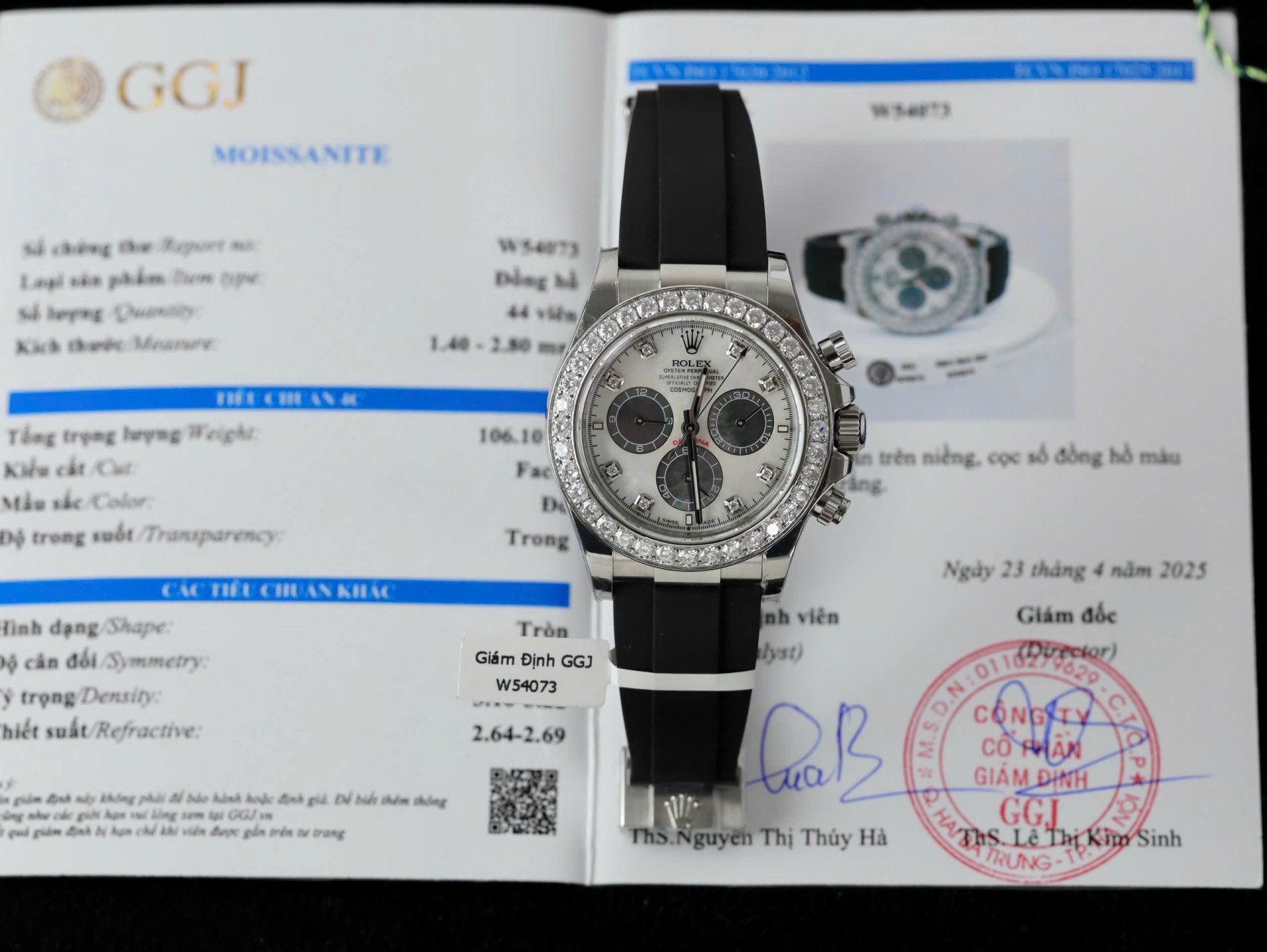 Rolex Daytona Dial MOP Replica Watch Number Pile + Bezel Diamonds Moissanite Custom 40mm - Elite Watch Atelier