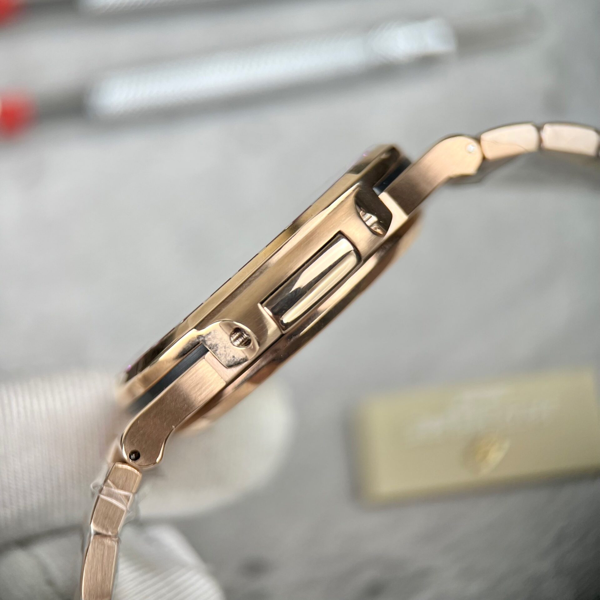 Patek Philippe Nautilus 5723 Gray Dial With Red Ruby Replica 1:1 Watch 40mm - Top club