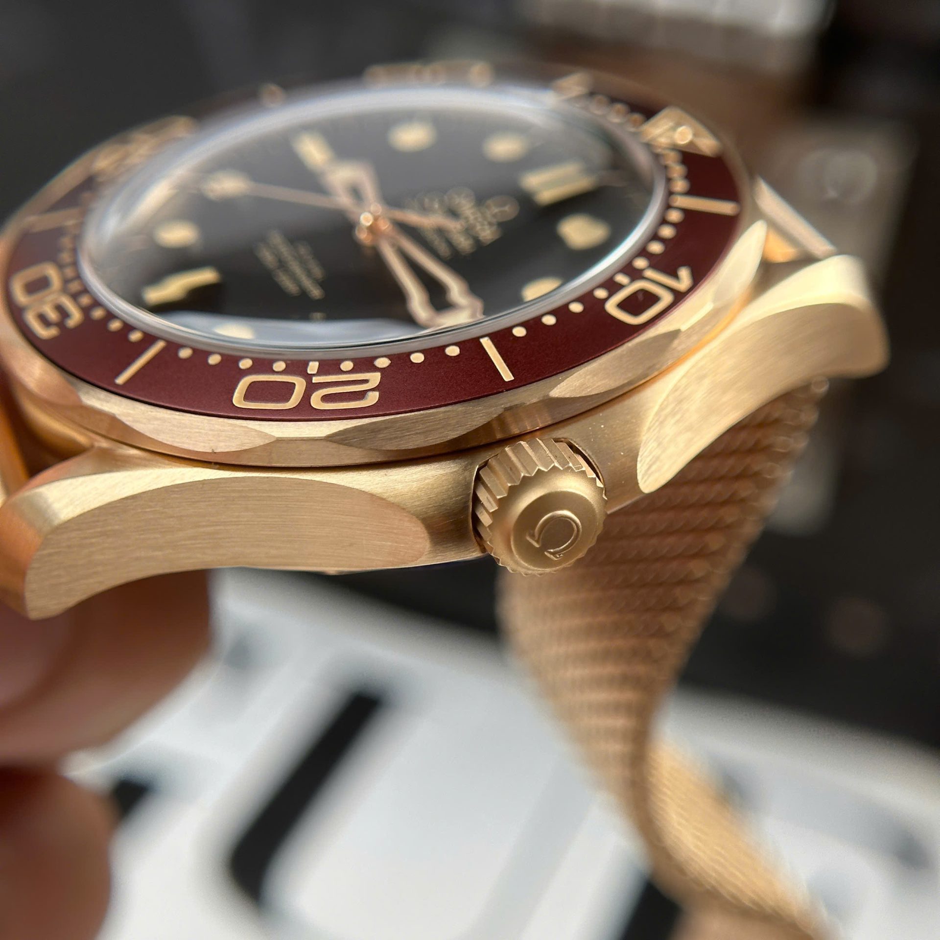 Omega Best Replica Watch Seamaster Diver 300M Bronze Gold VS Factory 42mm - Top club