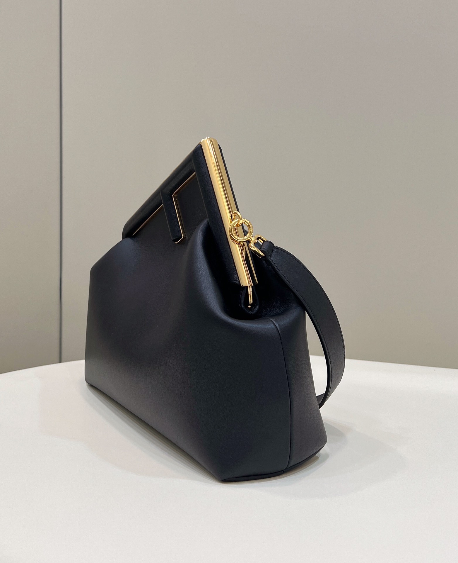 Fendi First - Replicaclubs
