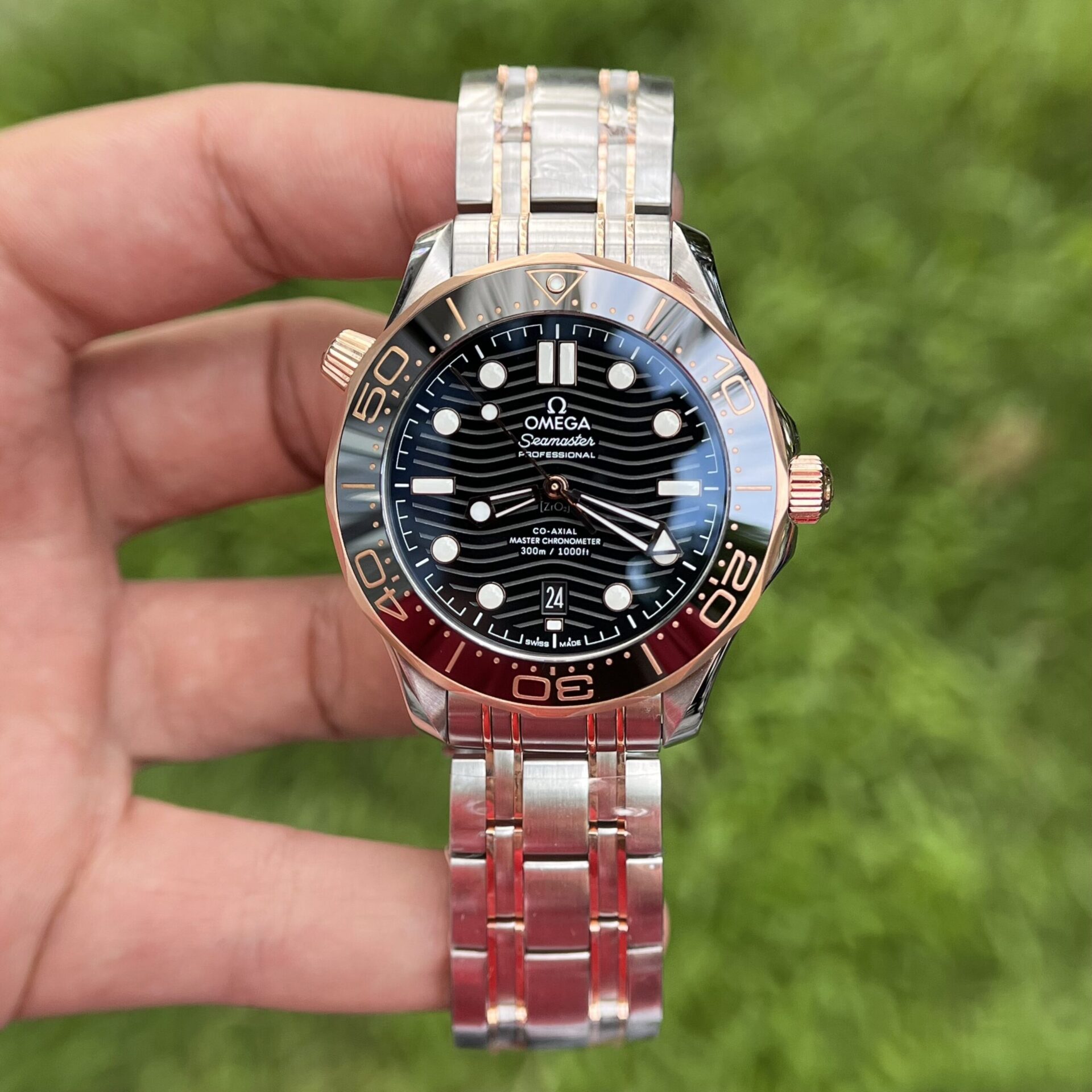 Omega Replica Watch Seamaster Demi Rose Gold VS Factory 42mm - Elite Watch Atelier
