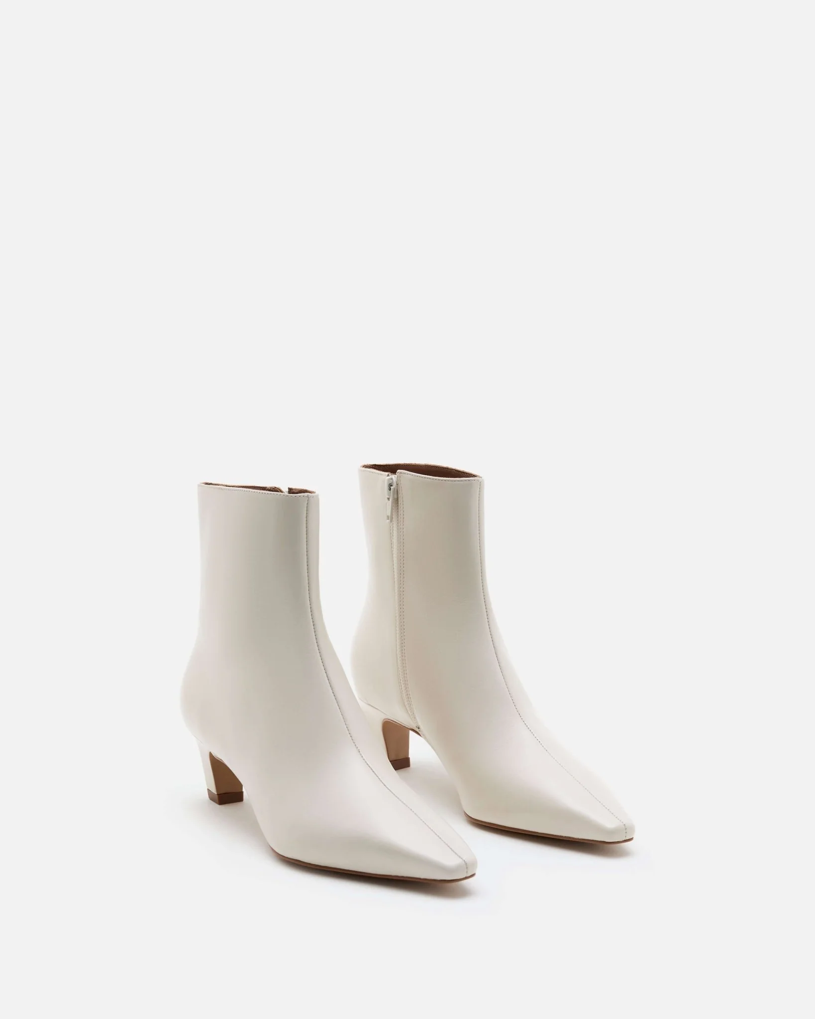 BOTTINES KACHI - En cuir à talons écru